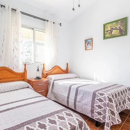 度假居 4 Bedroom Pet Friendly In