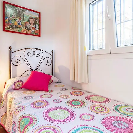 4 Bedroom Pet Friendly In 度假居 *
